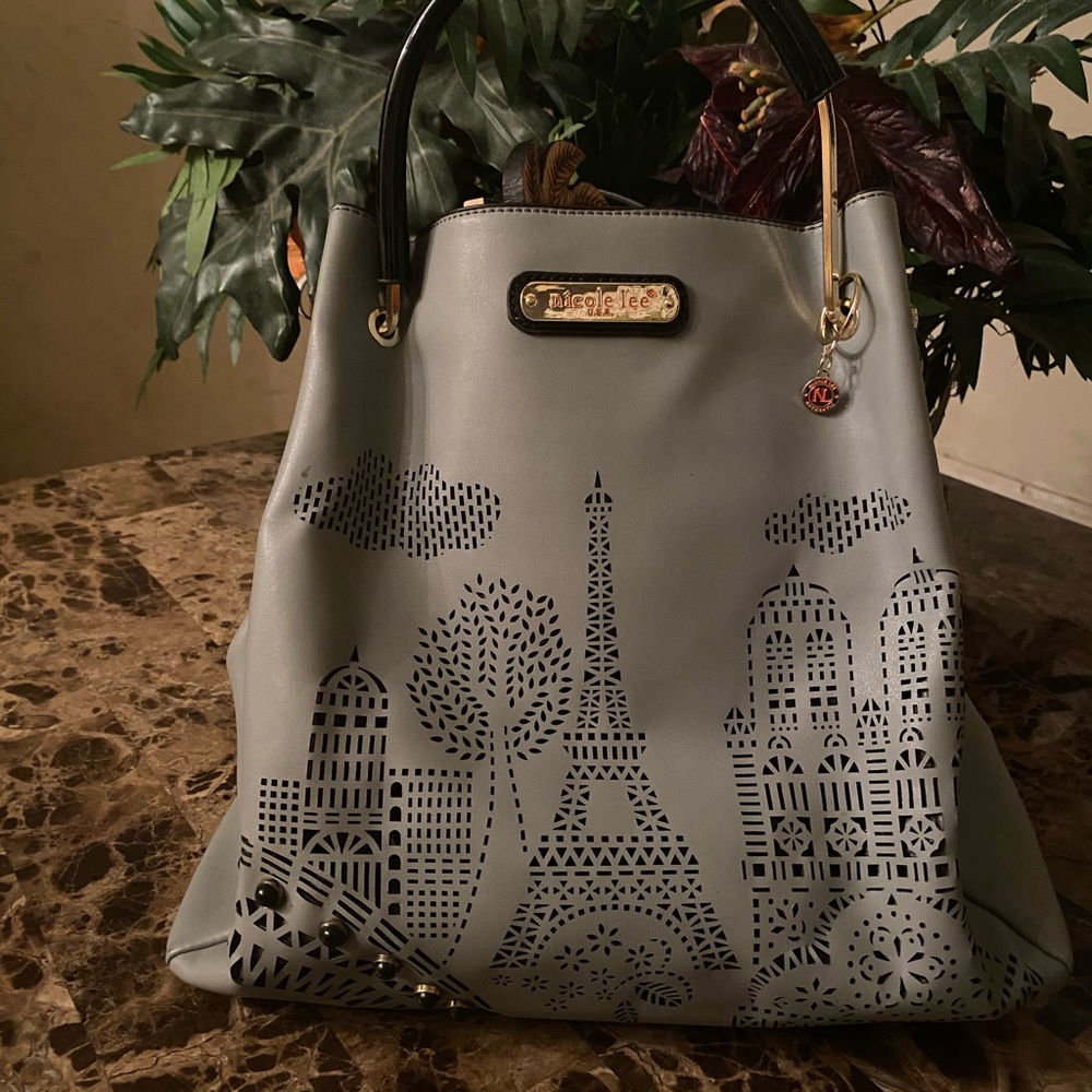 Large bag with bouns bag